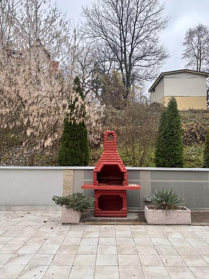 Apartman Floresta - In Front Of Japanese Garden, Enchanting Nature View, Spotless And Cozy Vrnjačka Banja エクステリア 写真